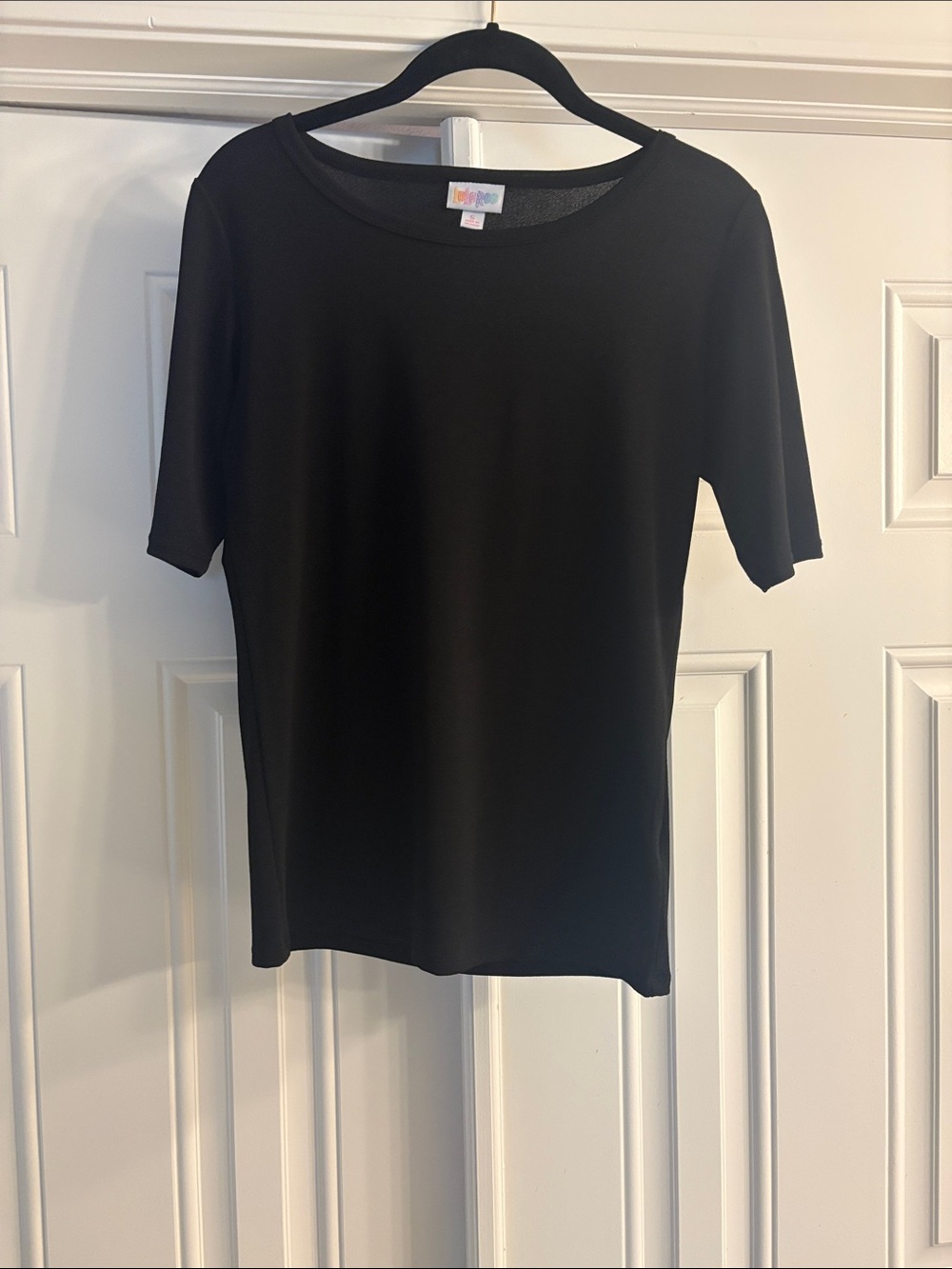 LuLaRoe Black Short Sleeve Tunic Top